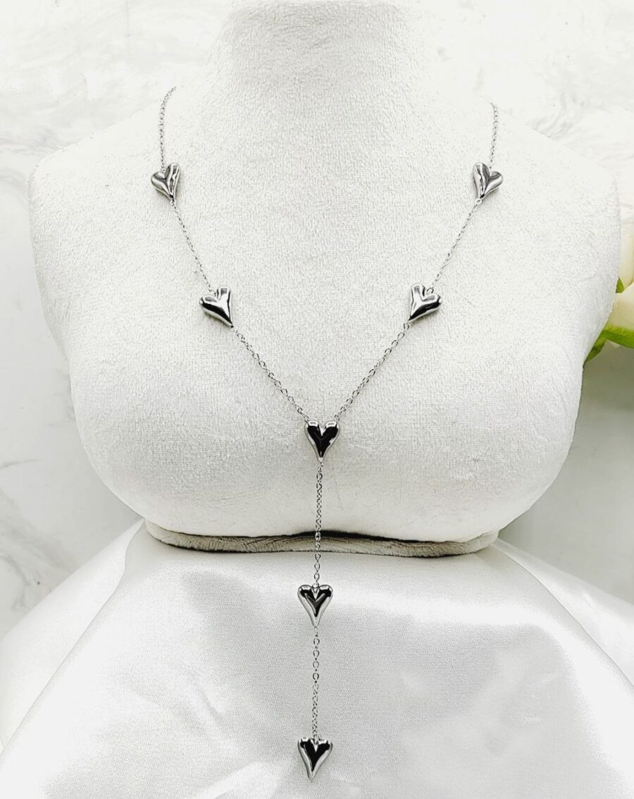 Collar corazón plateado