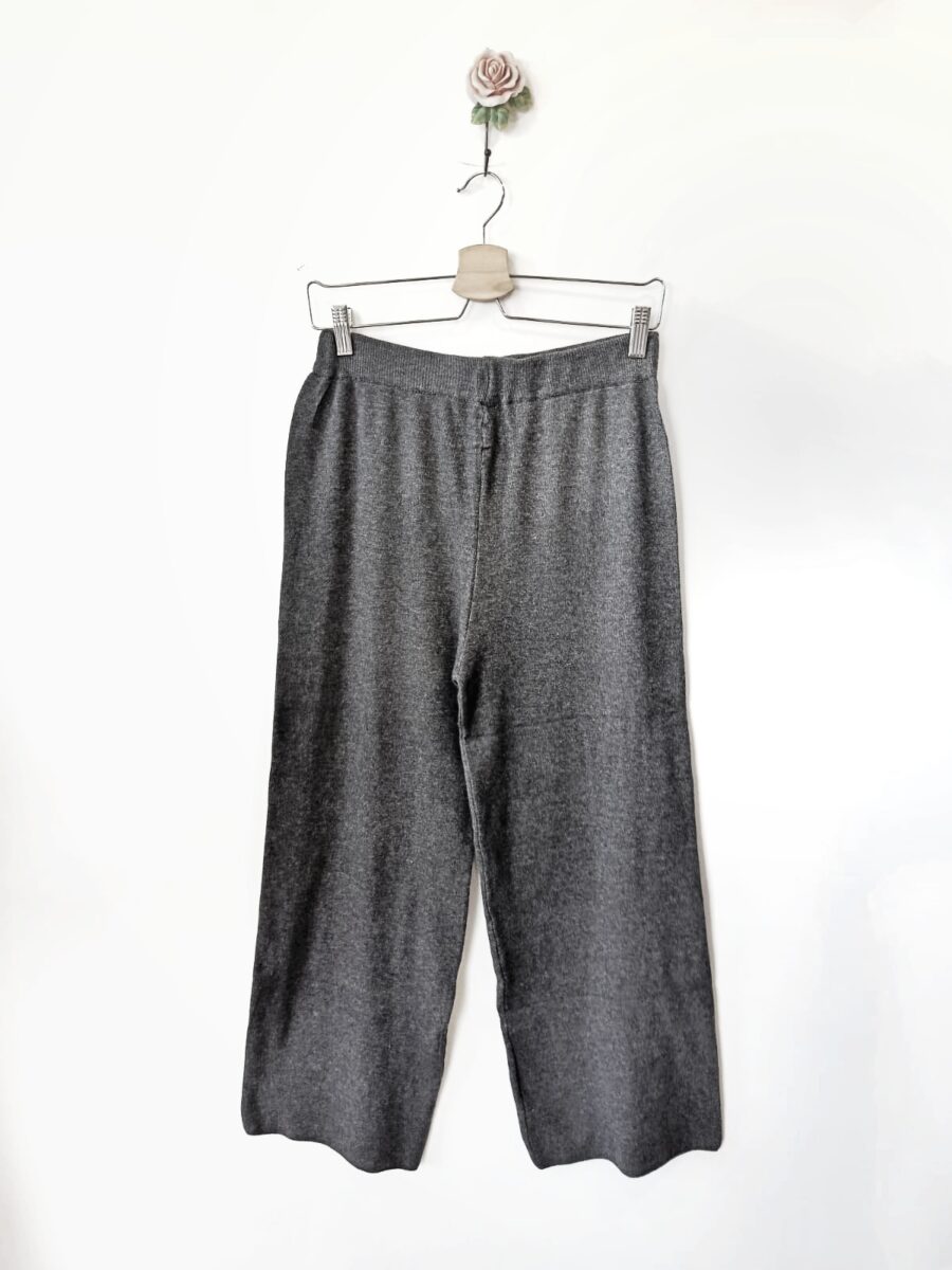 Conjunto Gris - Imagen 4